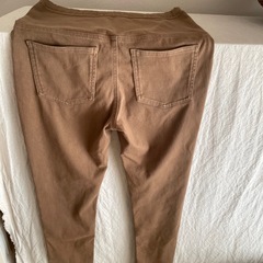 UNIQLO👖　 マタニティレギンスパンツ　サイズM　ブラウンの画像