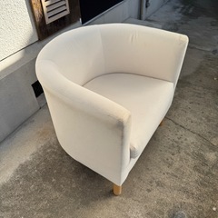 ＋1000円で京都市内付近配達可能　IKEA 1人がけソファ　SOLSTAの画像