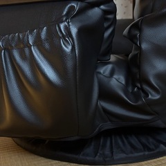 折りたたみ可能・回転式リクライニング座椅子の画像