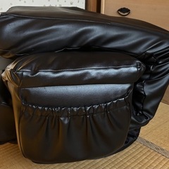 折りたたみ可能・回転式リクライニング座椅子の画像