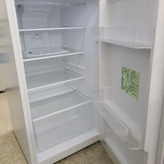 J1770【リユースのサカイ柏店】YAMADA　ヤマダ　２ドア冷蔵庫　右開き　YRZ-F23K　2022年製　クリーニング済みの画像