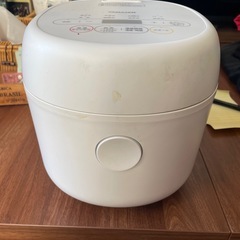 YAMAZEN マイコン炊飯ジャー 2022年製 3合炊きの画像