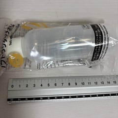 詰め替えボトル　ワンタッチ式２本の画像