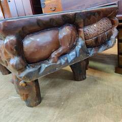 【愛品倶楽部柏店】木彫りデザインテーブル 獣木彫刻 ガラストップの画像