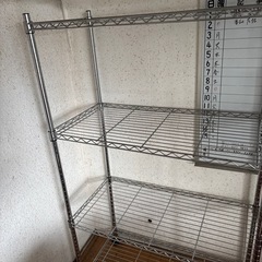 スチールラックの画像