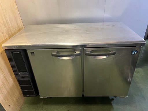 2013年 ホシザキテーブル形冷蔵庫 1200x600x800