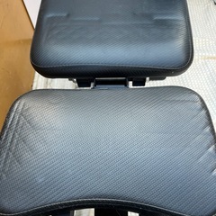 FLYBIRD製の調整可能なトレーニングベンチの画像