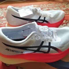 asics METASPEEDSkyプラス　ホワイト/オレンジ　23.5cm　新品未使用の画像