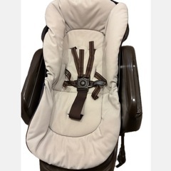 コンビ ハイローチェアの画像