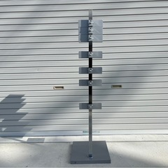 ブックタワーシェルフ ブックタワー 本棚 シェルフ マガジンラック コミック 文庫本 棚 ディスプレイ 直接引渡し歓迎 mw0799の画像