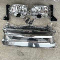 未使用
ハイエース200系フェイスチェンジキットの画像