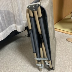 簡易ベット　折りたたみベッドの画像