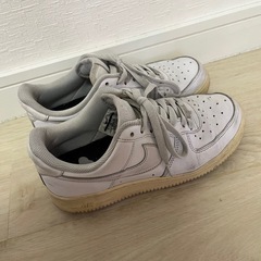 NIKE ナイキエアフォースワン スニーカーの画像