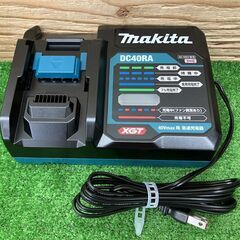 【SIW】makita マキタ TD002GDXFY イエロー 40Vmax充電式インパクトドライバ バッテリー2個、充電器付き【未使用品】の画像