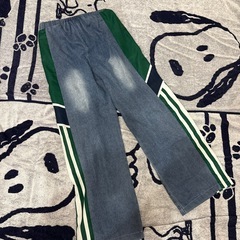 子供服　デニムの画像