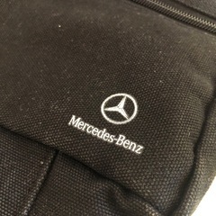 【中古品】メルセデス・ベンツ 吊り下げバッグ ハンドバッグ トラベルバッグ カバン ポーチ 大容量 オムツケースの画像