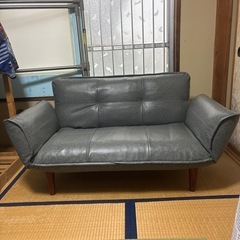 未使用　ソファ2人掛け　リクライニングカウチソファ　グレーの画像