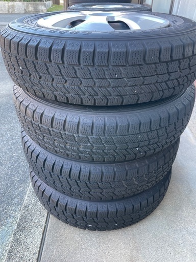 スズキ　ワゴンR スタッドレス4本セット