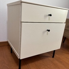 無料　ニトリ　サイドテーブル (モリーナ 2段) の画像