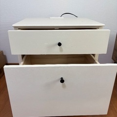 無料　ニトリ　サイドテーブル (モリーナ 2段) の画像