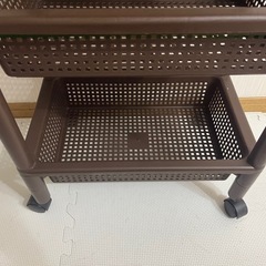 キャスター付き　キッチンワゴン　収納ラック　3段収納家具　の画像
