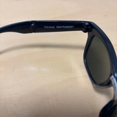 レイバン折り畳みサングラスの画像