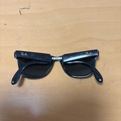 レイバン折り畳みサングラスの画像