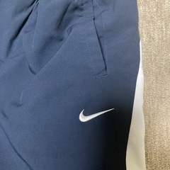 NIKEズボンの画像