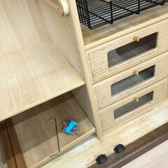 A-527【リユースのサカイ野々市店】ジモティ来店特価‼ ワードローブ 桐製家具 木製 クリーニング済みの画像
