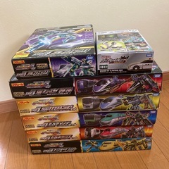 シンカリオンZ 新幹線変形ロボ E5 E6 ドクターイエロー ヤマノテ オオサカカンジョウ ネックス アルファエックス ミュースカイ 7体 の画像