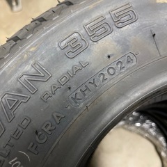 ヨコハマタイヤSUPERVAN355の画像