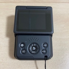 2.3回のみ使用Canon PowerShot V10　　の画像