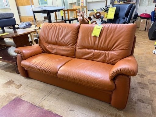 【ジャングル深井店】★カリモク Direttore レザー 2.5Pソファー ブラウン 家具 簡易クリーニング済 堺市（中区 堺区 東区 西区 南区 北区）和泉市 河内長野市 富田林市 松原市 狭山市 深井 【FU2894】