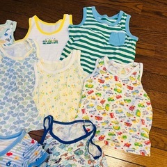 【肌着まとめ売り】10点 80 90　子ども服の画像