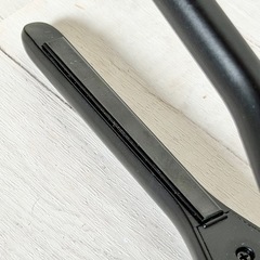 KIPOZI チタン製ペンシル型ストレートヘアアイロン QY-1088A型の画像