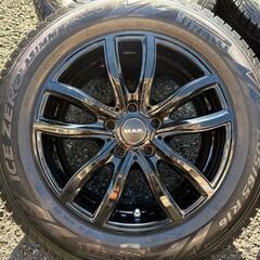 2023年スタッドレス BMWアクティブツアラー(U06)用 MAK FAHRの画像