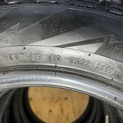 ピレリ 185/60R15  スタッドレスの画像
