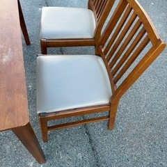 キッチン　ダイニングテーブル
の画像