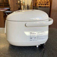 K2511-161 シー・シー・ピー マイコン炊飯ジャー BK-R60 3.5合炊き ホワイト 2019年製 通電確認済み キズ汚れ有りの画像