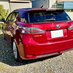 レクサス　CT200 バージョンC 車検残1年　タイヤ新品(交換後2ヶ月)　小さな高級車の画像