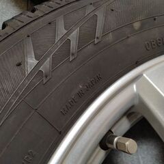 スタッドレスタイヤ+アルミホイール4本セット195/65R15の画像