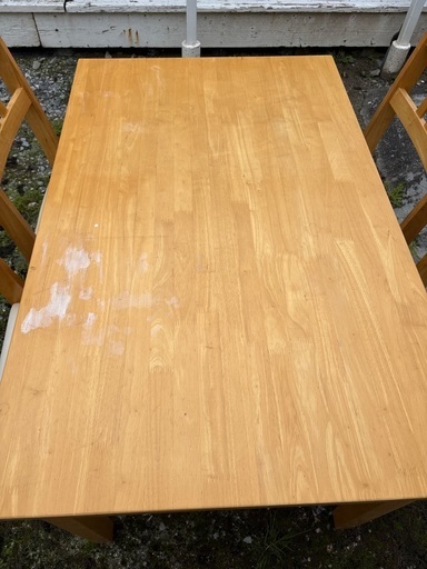 ダイニングテーブル4脚つき(一旦停止)