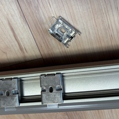 プロジェクタースクリーン　吊り下げ用の画像