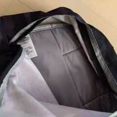 アディダス　迷彩柄リュック　中古品 の画像