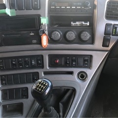 【値段交渉可】UDクオン 5段ブームの画像