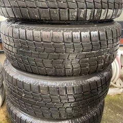 215/65R16タイヤホイールの画像