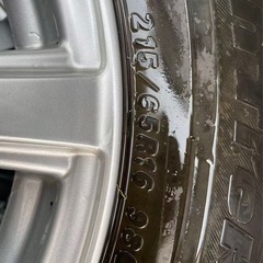 215/65R16タイヤホイールの画像
