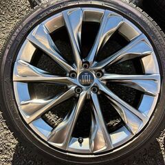 2023年製スタッドレス トヨタ クラウンクロスオーバー純正 21インチの画像