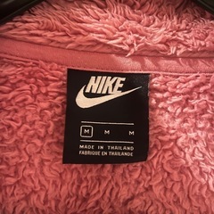 NIKE　ファー　ブルゾン　ジャンパー　上着の画像