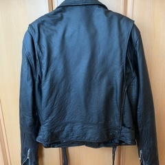 革ジャン　ライダースジャケットの画像